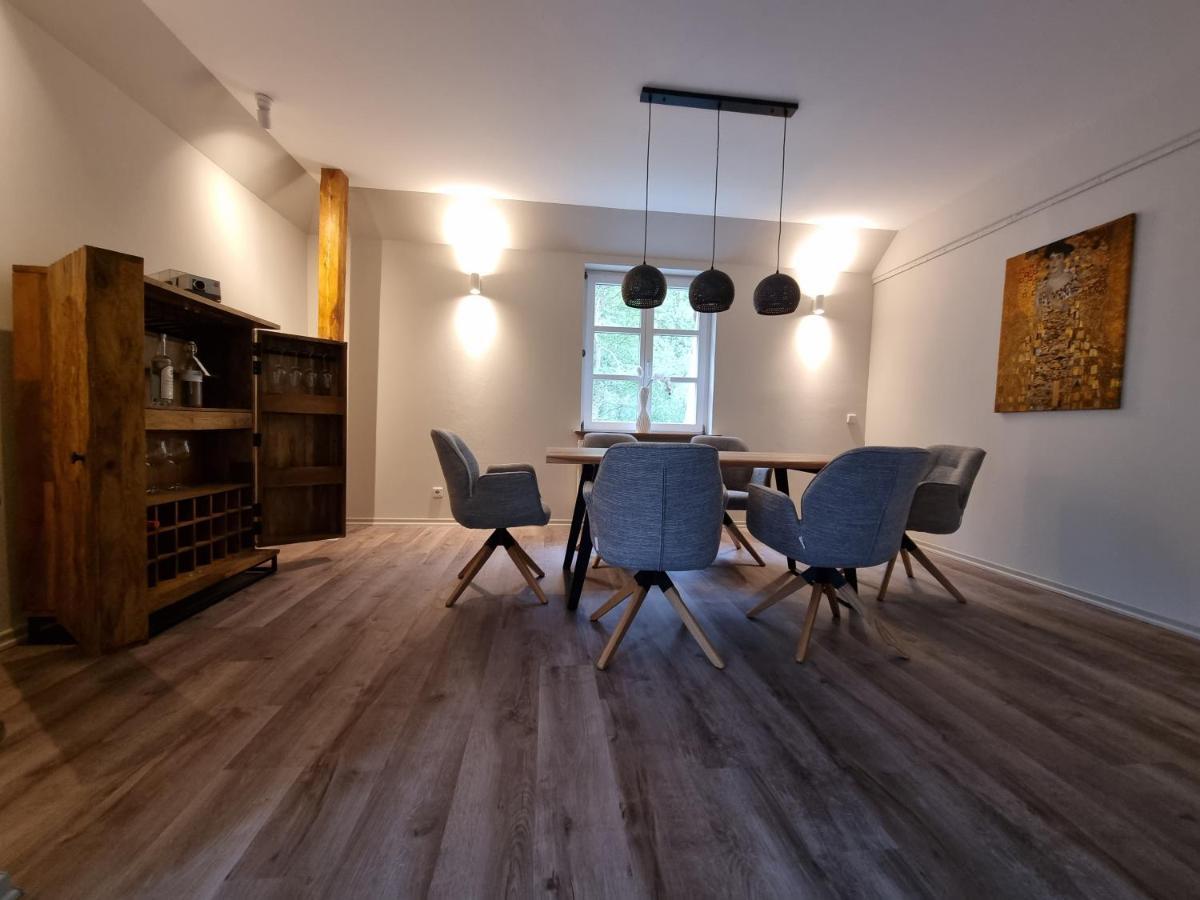 5 Sterne Bahnhoftraum, Appartement "Waldliebe" 133Qm, Grosse Terrasse 70Qm, Qr Code Scannen Fuer Virtuellen Rundgang, Premium Ausstattung 布劳恩费尔斯 外观 照片