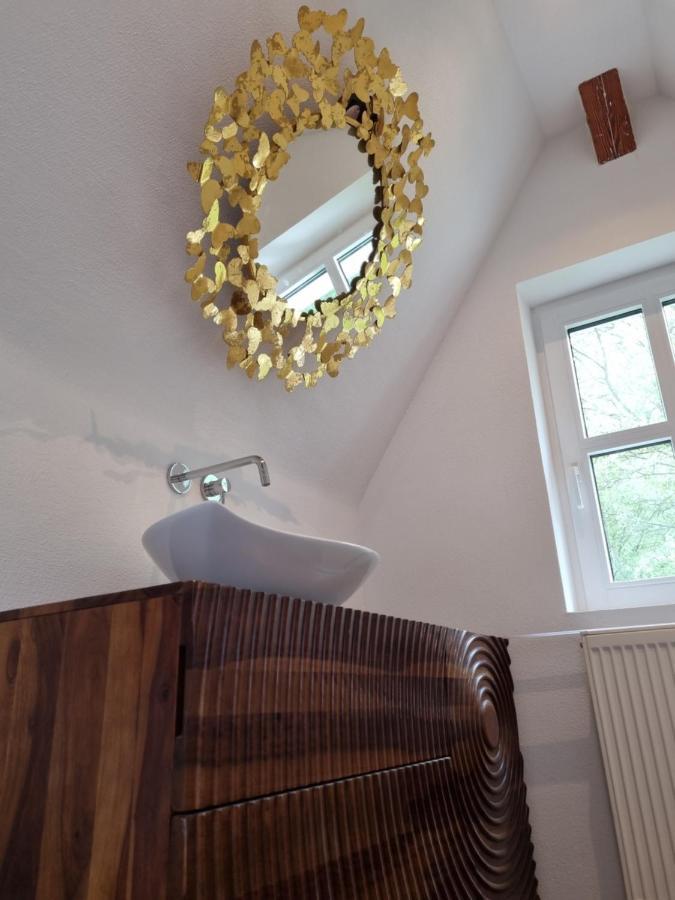 5 Sterne Bahnhoftraum, Appartement "Waldliebe" 133Qm, Grosse Terrasse 70Qm, Qr Code Scannen Fuer Virtuellen Rundgang, Premium Ausstattung 布劳恩费尔斯 外观 照片