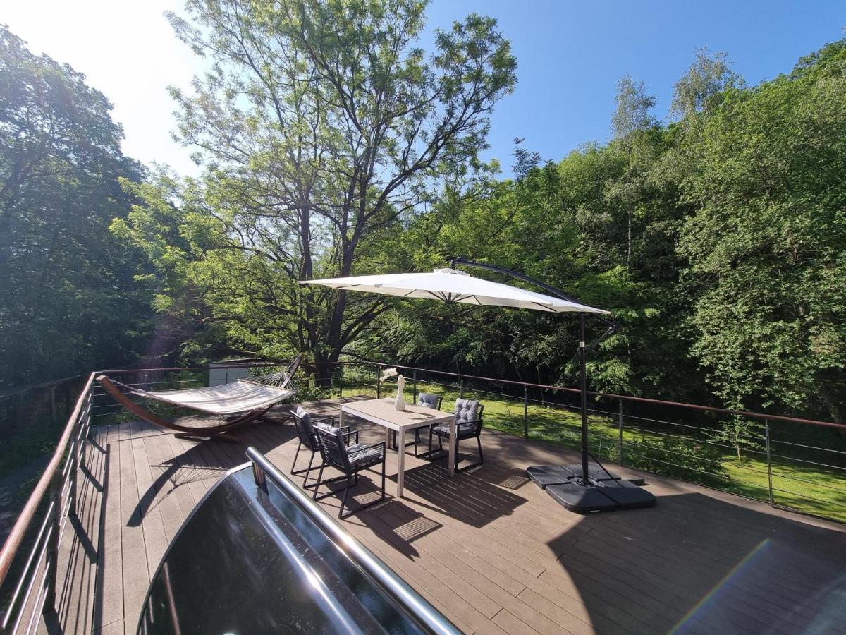 5 Sterne Bahnhoftraum, Appartement "Waldliebe" 133Qm, Grosse Terrasse 70Qm, Qr Code Scannen Fuer Virtuellen Rundgang, Premium Ausstattung 布劳恩费尔斯 外观 照片